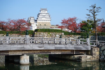 Himeji Castle (Himejijo) and wooden bridge in Autumn, Hyogo prefecture, Japan - 姫路城 桜門橋...