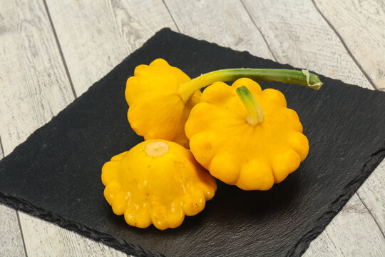 Patisson Bilder Durchsuchen 7,239 Archivfotos, und