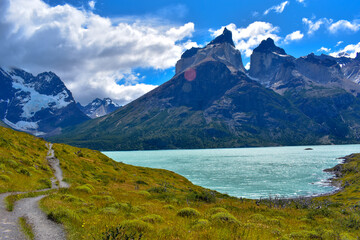 The Trail to Los Cuernos