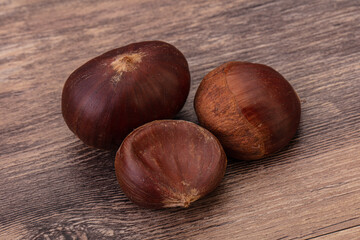 Obraz premium Organic natural sweet Chestnut heap
