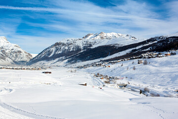 Fototapeta na wymiar Panoramic winter landscape of the Dolomites mountains in northeastern Italy