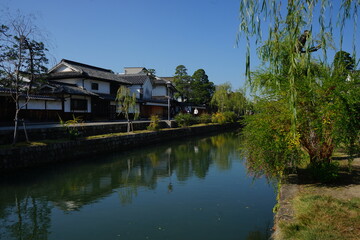 Fototapeta na wymiar Kurashiki canal, old Japanese town in Okayama prefecture, Japan - 倉敷 美観地区 岡山県 日本 