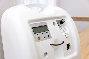 portable oxygen concentrator 10 L per minute flow for patients with COVID-19