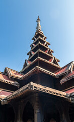 Naklejka premium Monastère Bagaya à Inwa, Myanmar