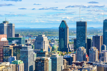 Fototapeta na wymiar Views from Mont Royal, Montreal