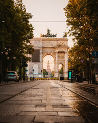 Fototapeta na wymiar arch of peace in milan, view from the ground in an autumn day