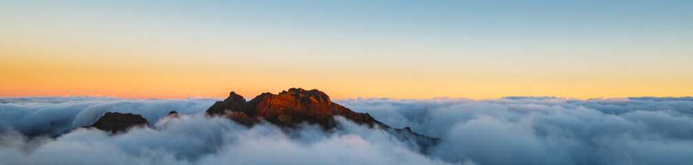 Fototapeta na wymiar Pico Ruivo Madeira Sunrise
