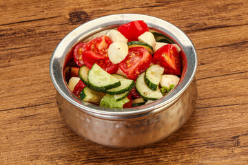 Salad with vegetables and mozzarlla