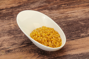 Vegetarian cuisine - dry bulgur for cooking