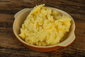 Mashed potato in the bowl