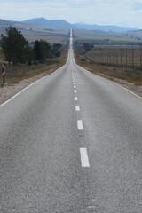 Die Cape Route 62 verbindet Kapstadt mit Port Elizabeth auf die gleiche Weise wie die Route 66...