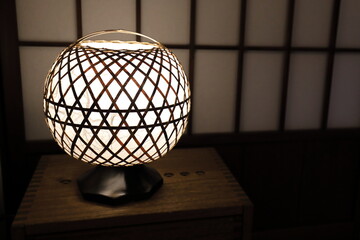 和風の卓上照明器具