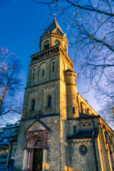Fototapeta na wymiar Historische Kirche in Ratingen Lintorf
