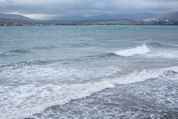 Fototapeta premium Waves on the sea in bad weather