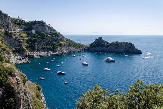 L'ingresso della Grotta dello Smeraldo in Costiera Amalfitana