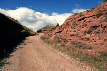 Sur les chemins de Compostelle, le Camino Francés, les divers paysages,villes et villages traversés en Espagne.