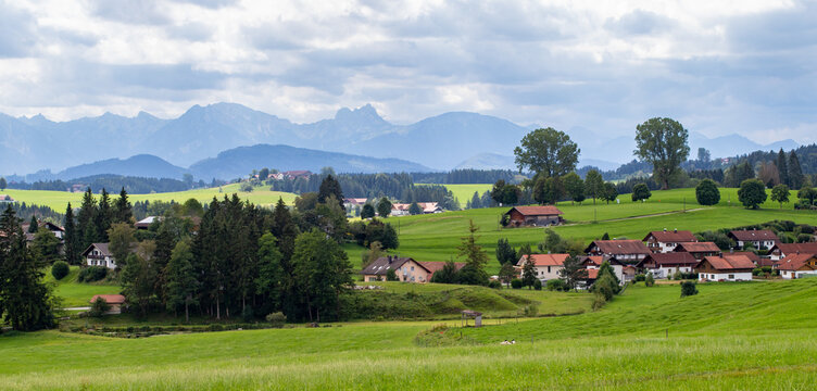Blick auf die Alpen bei Bernbeuren