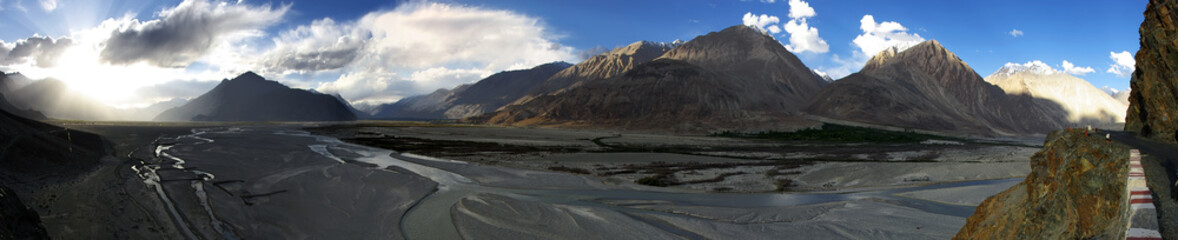 Fototapeta na wymiar Nubra Valley, Mountains, Himalayas, Ladakh, India