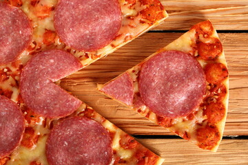 Obraz premium Salami Pizza