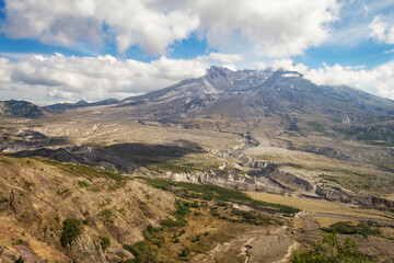 Fototapeta premium Clouds Cover Mt. Saint Helens in Washington State.