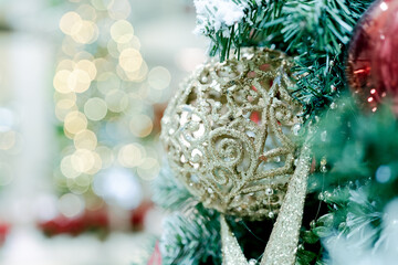 christmas tree decorations