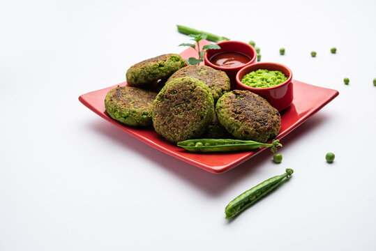 Hara bhara kabab are pan-fried spiced patties made with a mix of spinach, green peas and potatoes