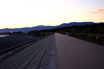 田子の浦の夕日