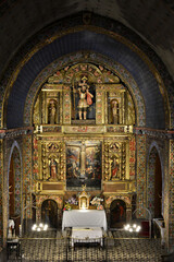 Interior de la iglesia romanica del pueblo rustico de Beget, en la comarca del ripolles, de la provincia de Girona, en el noreste de Catalunya