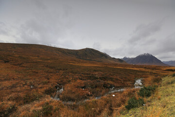 Fototapeta na wymiar The autumn landscape of the Scottish Highlands