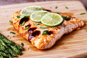 Salmon Fillet with Asparagus, Lime and Balsamic Sauce