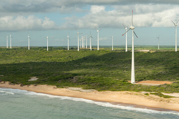 Parque eólico em Mataraca, Rio Grande do Norte, Nordeste, Brasil, Zig Koch, renovável, tecnologia, indústria, ambiental, aerogerador, escurecer © Zig Koch