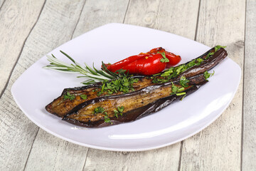Grilled eggplant with bell pepper