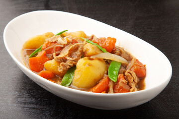 カレー味の肉じゃ