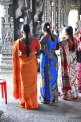 Naklejka premium Femmes en sari en Inde du Sud
