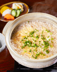 鍋料理の〆はやっぱり雑炊ですね