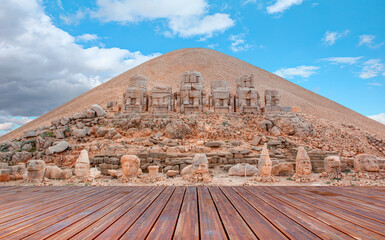 Statues on top of the Nemrut Mountain - Adiyaman, Turkey 