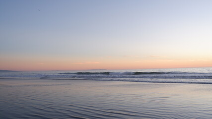 Fototapeta na wymiar Sunset in Santa Monica Beach
