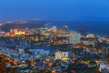 Fototapeta na wymiar Vung Tau city at night 