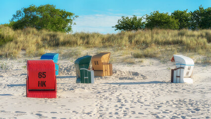 Strandk&ouml;rbe an den D&uuml;nen des Ahlbecker Strandes