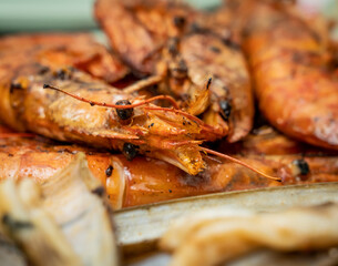Racion de gambones a la plancha y navajas con limón, marisco a la plancha fresco, dieta...