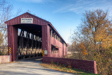 Fototapeta na wymiar Scene of Roanne Covered Bridge in Indiana, United States