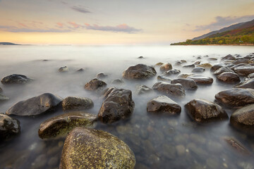Dusk on mebung and cobblestones on the beach
