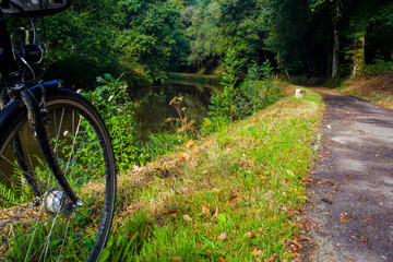 canal de Nantes &agrave; Brest, entre Josselin et Pontivy