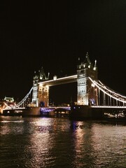 Fototapeta na wymiar London, landscape, blue, tower, sky