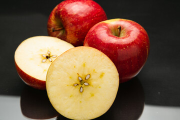 りんご，林檎，リンゴ