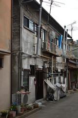 Fototapeta na wymiar 日本の広島県尾道市の古くて美しい建物