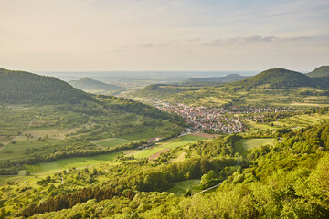 Obraz premium Schwäbische Alb (Swabian Alb) near Stuttgart – Germany, Beautiful View, Hilly, Landscape, green, village, horizon, cloudscape