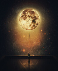 Surrealistische scène met een persoon die de maan steelt van de nachtelijke hemel. Vastberaden man op het dak die de volle maan trekt met een touw. Overwinnen en prestatie concept. Avonturier die een romantisch gebaar doet