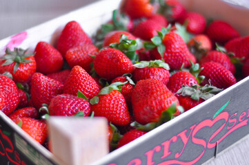 strawberry box