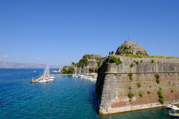 Fototapeta na wymiar Old Venetian Fortress in Corfu (Kerkyra) at the shore of Ionic sea